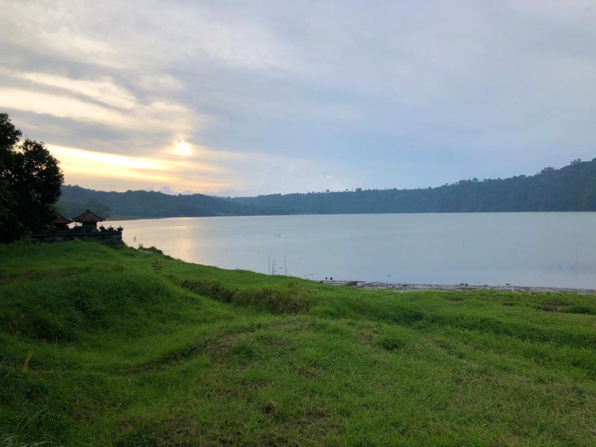 Buyan Lodge Lake View Villa Bedugul  Eksteriør billede