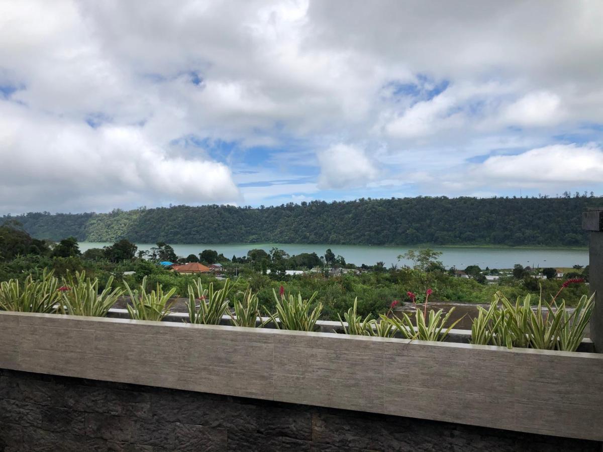 Buyan Lodge Lake View Villa Bedugul  Eksteriør billede