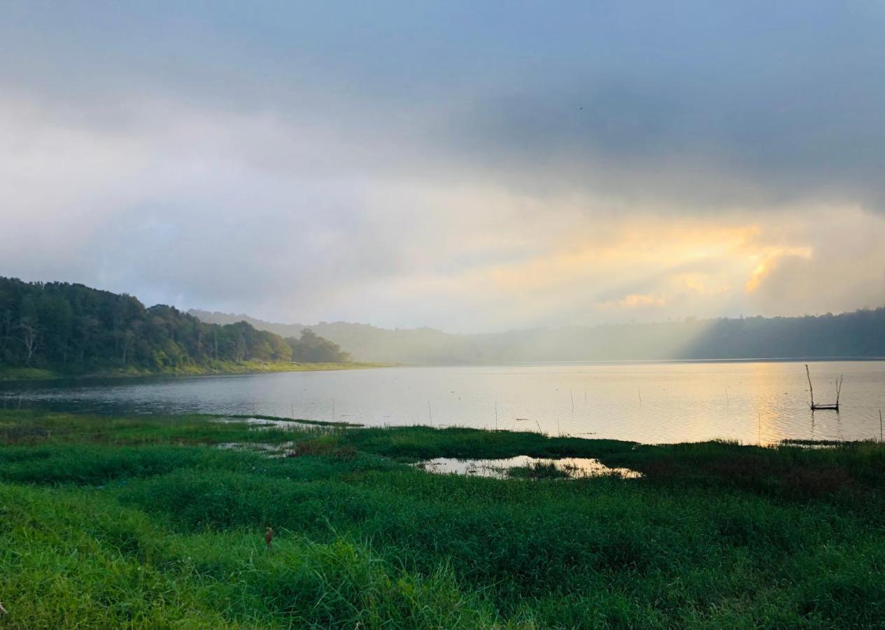 Buyan Lodge Lake View Villa Bedugul  Eksteriør billede
